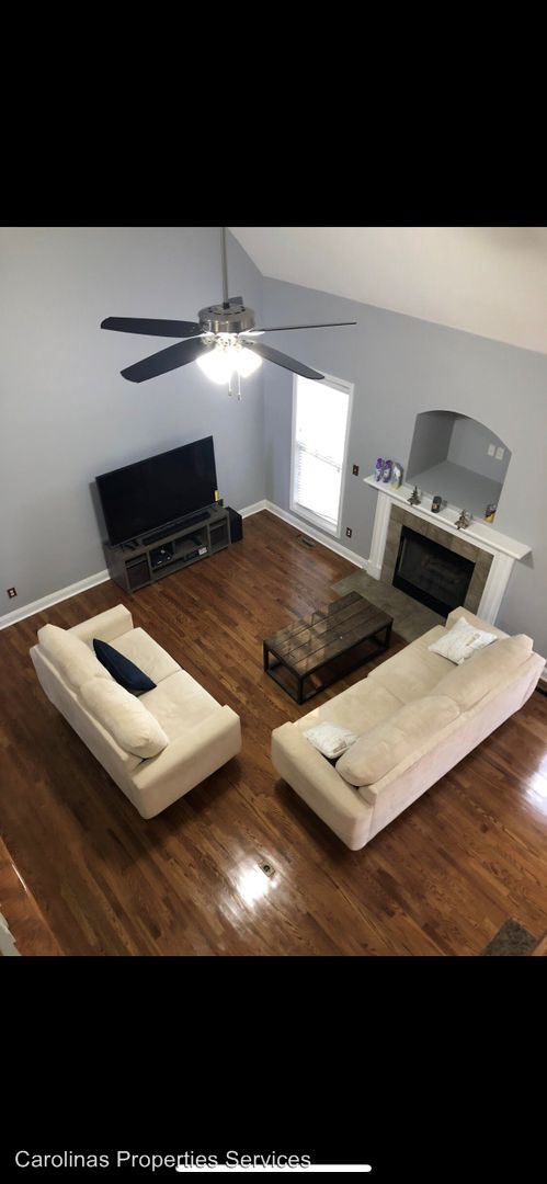 Foto del edificio - 4 br, 2.5 bath House - 1647 Wakefield Way