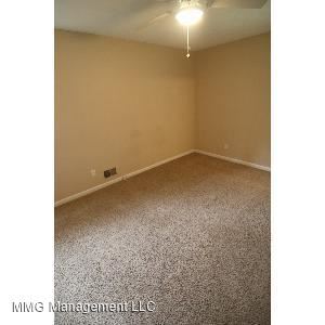 Building Photo - 3 br, 2 bath House - 2828 The Meadows Way