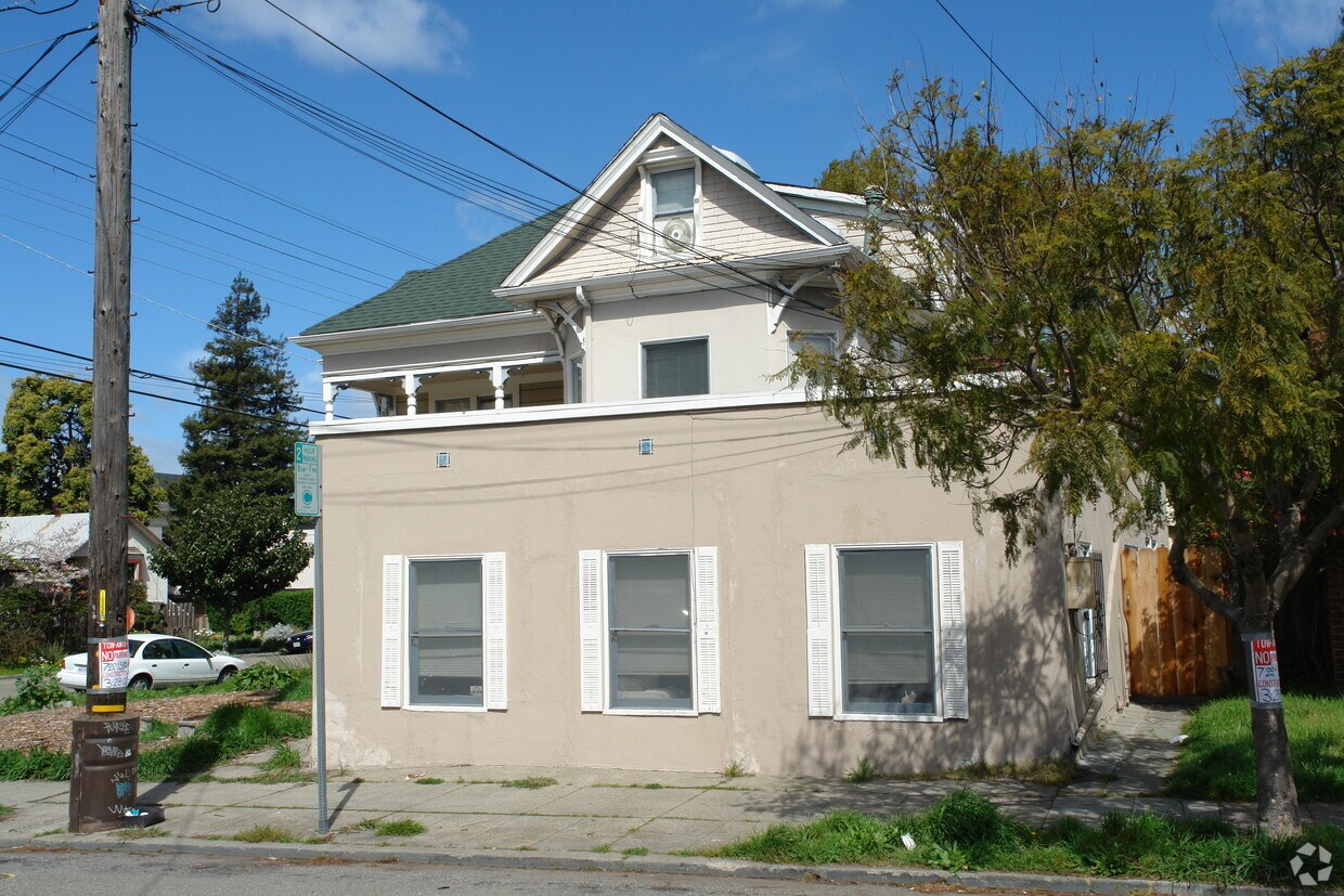 Building Photo - 1701 Allston Way