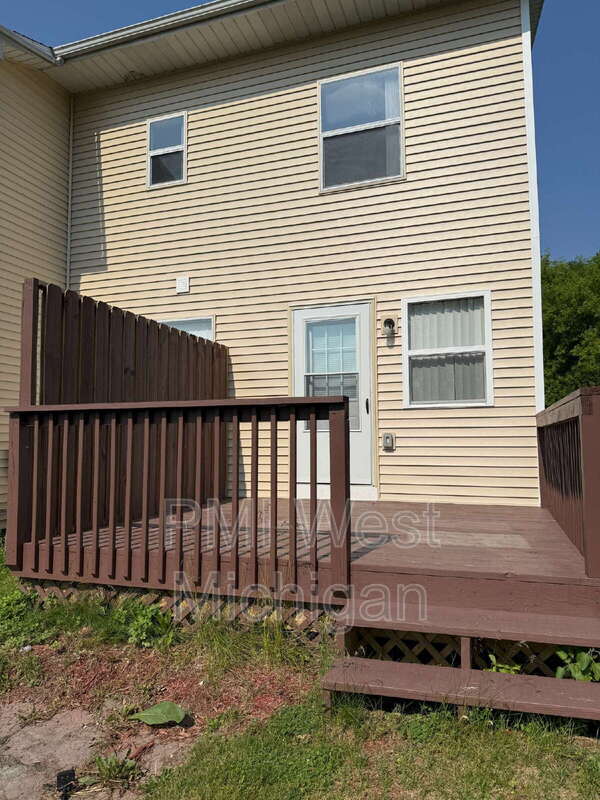 Photo - 4256 Bond St Townhome