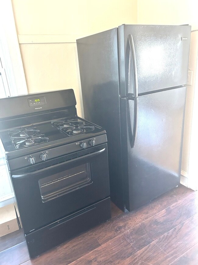 Foto del edificio - 5427 W Montrose Ave