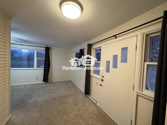 Foto del edificio - 613 Bay St