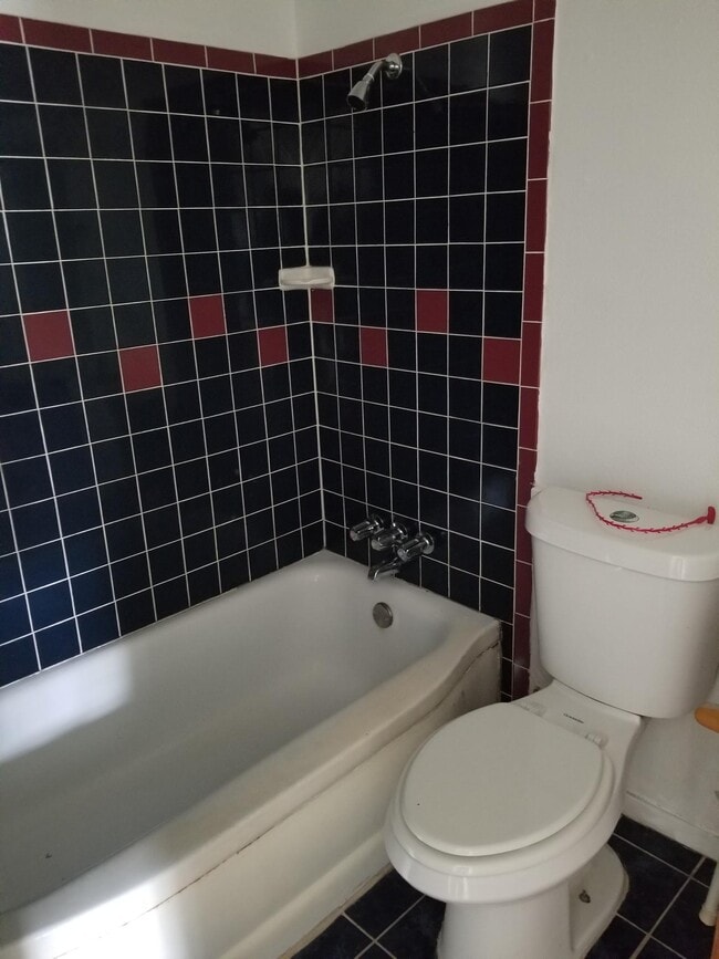 Foto del edificio - 5421 Hazel St