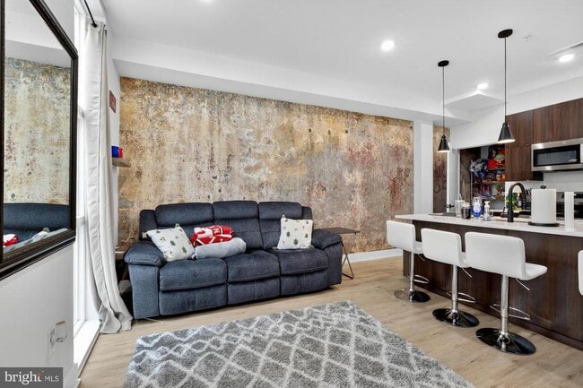 Building Photo - 59 N 2nd St