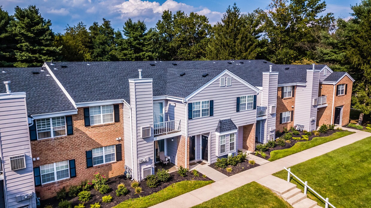 Stirling Court Apartments Apartments in Mount Laurel, NJ