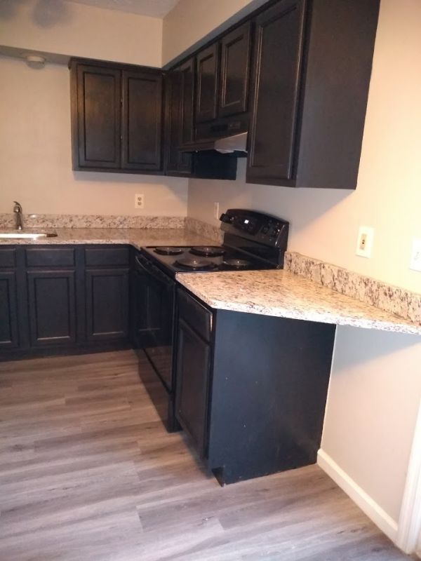 Foto del edificio - 949 Still Meadow Ln