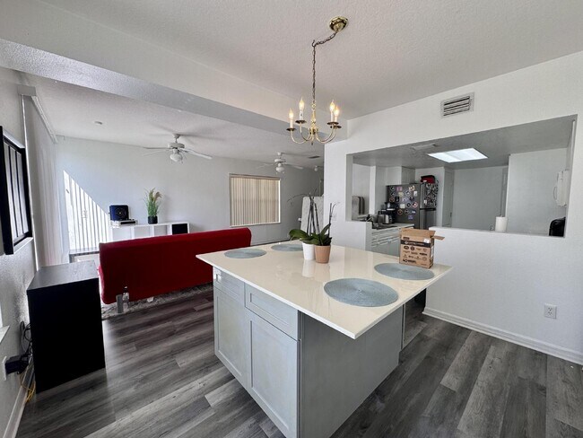 Building Photo - Modern 3-Bedroom rental in Davenport, FL