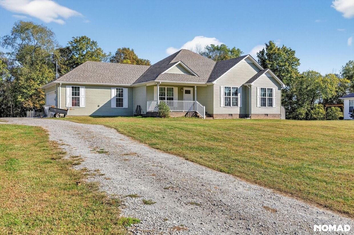 Primary Photo - 2281 Franklin Hayes Rd