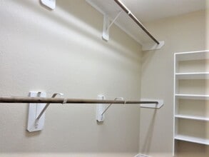 Building Photo - 20415 Shiloh Mist Ln