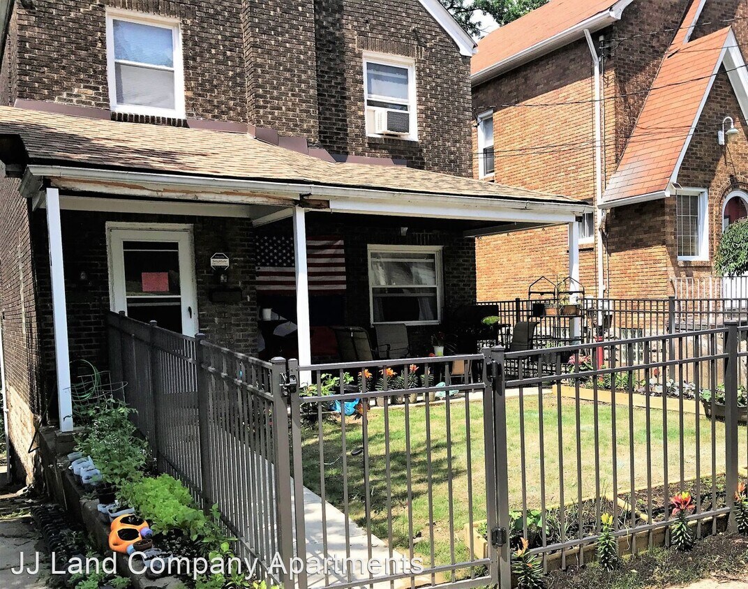 Primary Photo - 3 br, 1 bath House - 6523 Rosemoor Street 1