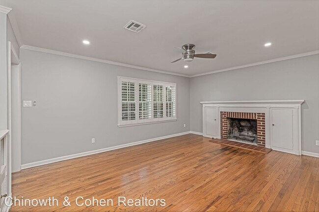 Building Photo - 3 br, 2 bath House - 3517 S Utica Ave