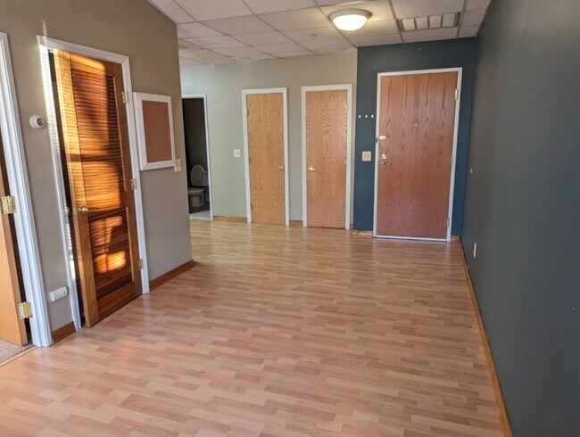 Foto del edificio - 49 Main St