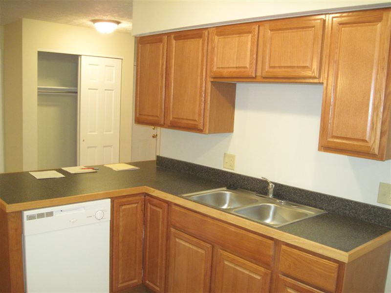 Primary Photo - 222 E 11th Ave