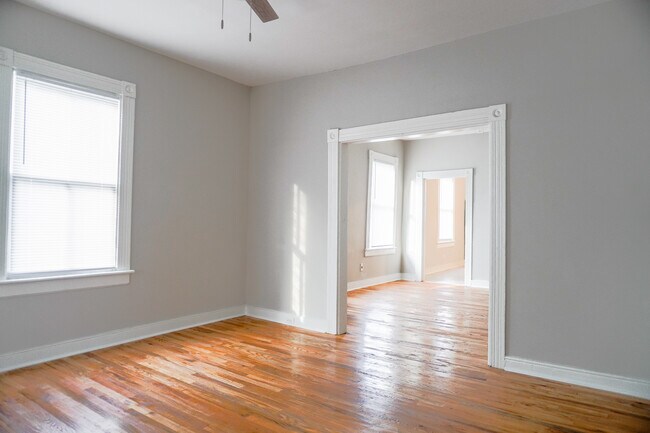 Building Photo - 5207 Montpelier St