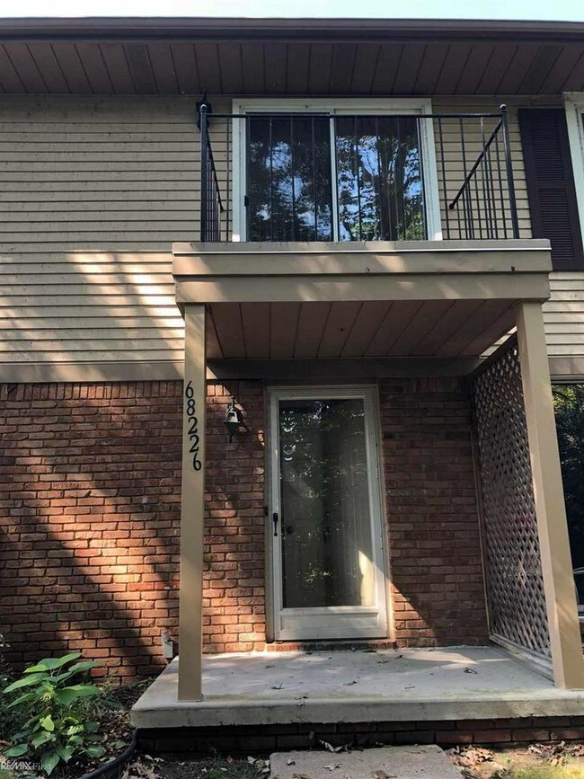 Foto del edificio - 68226 Rosewood Ln