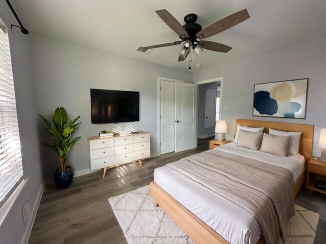 Foto del edificio - 4412 Gillis St