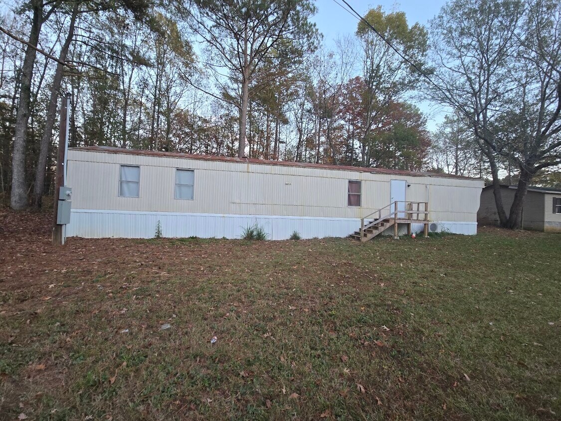 Building Photo - 8954 Mudd St