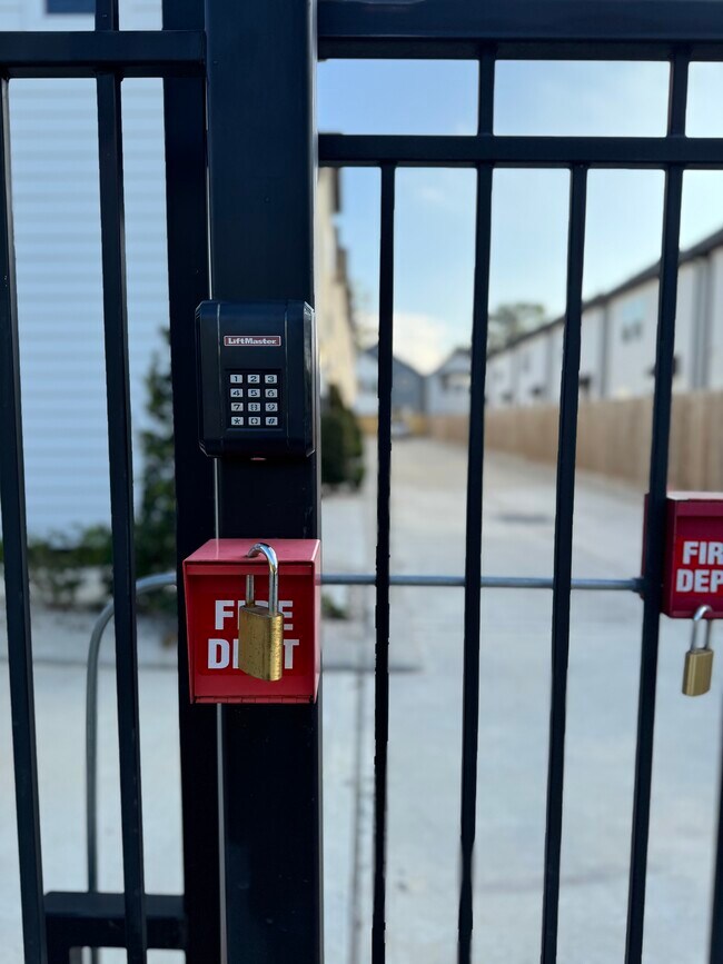 Foto del edificio - 3208 Bostic St