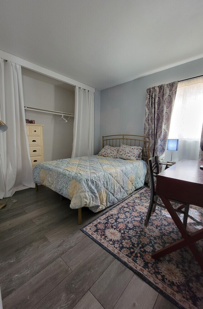 Foto del edificio - 144 Southwind Dr