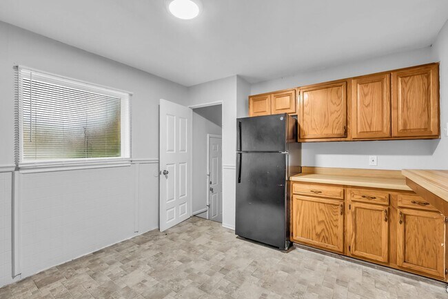 Building Photo - Now Available – Section 8 Welcome