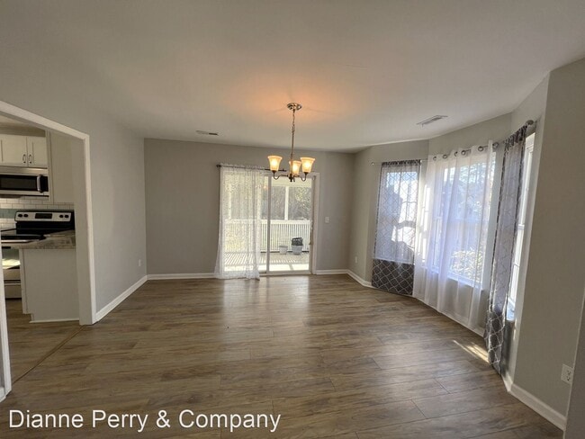 Building Photo - 3 br, 2.5 bath House - 4228 Brinkman Drive