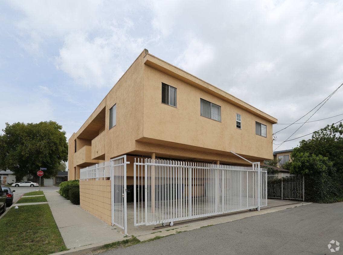 Building Photo - 11300 Youngworth St