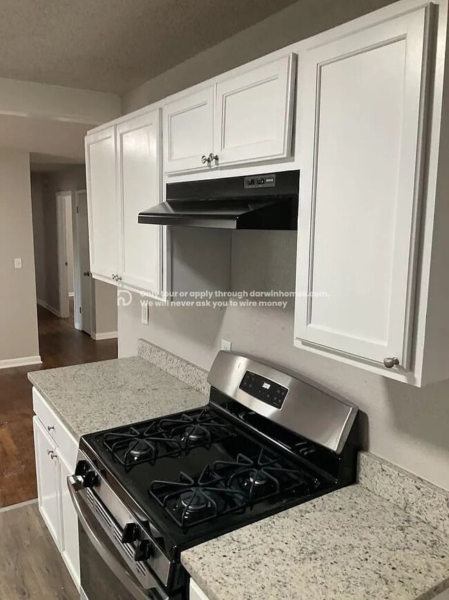 Foto del edificio - 4667 N Trenton Ave