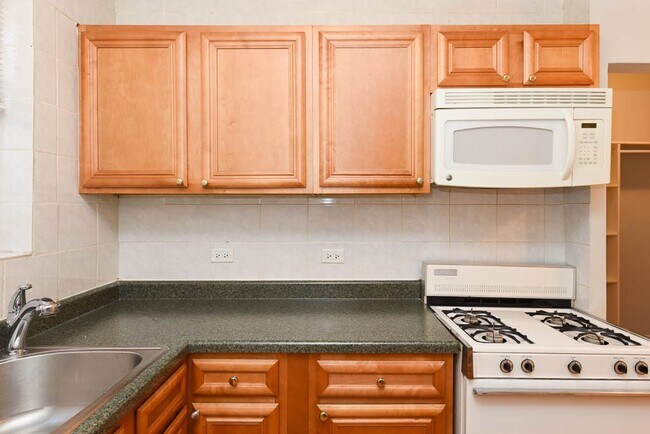 Foto del edificio - 4229 N Paulina St