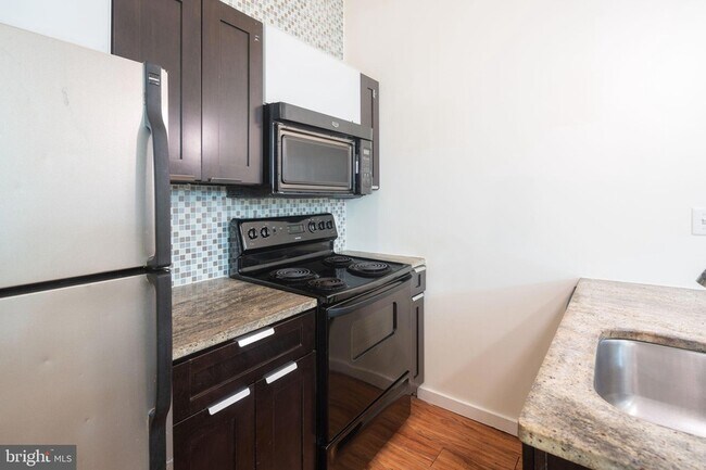 Foto del edificio - 1426 Willington St