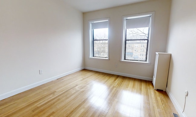 Foto del edificio - Avl Now - No Fee! Spacious 3BR/1.5BA near ...
