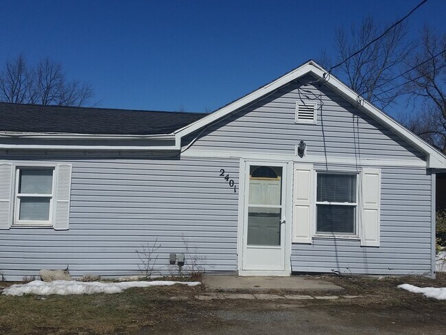 Foto del edificio - 2401 Leroy Caledonia Rd