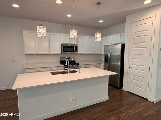 Foto del edificio - 9912 E Tahoe Ave