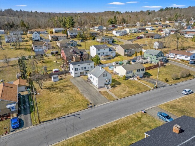 Foto del edificio - 709 Milan Ave