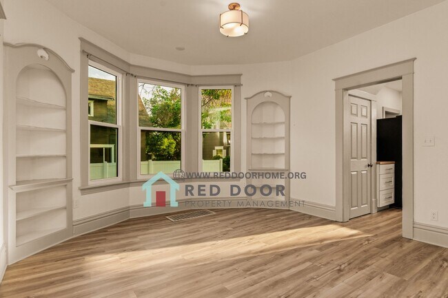 Foto del edificio - 216 10th St S
