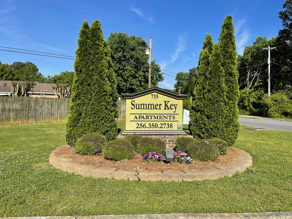 Primary Photo - Summer Key Apartments