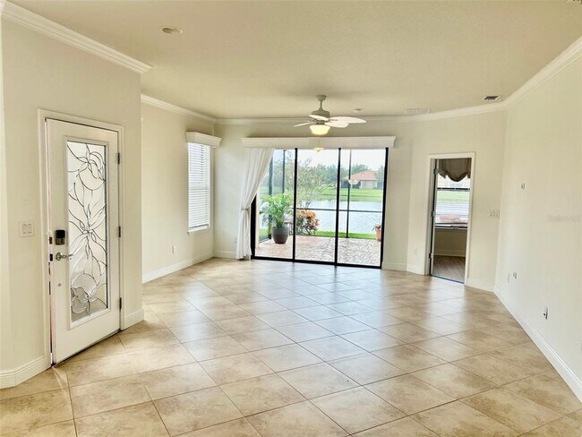 Foto del edificio - 5532 Sunset Falls Dr