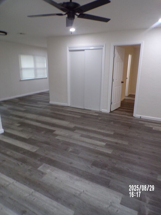 Foto del edificio - Great re-do , Centrally located to shopping and Ft Sill