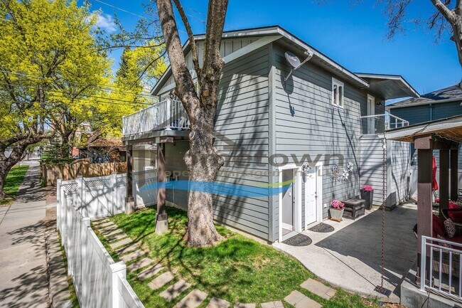 Building Photo - ***Newly Reduced Price*** Fully Furnished ...