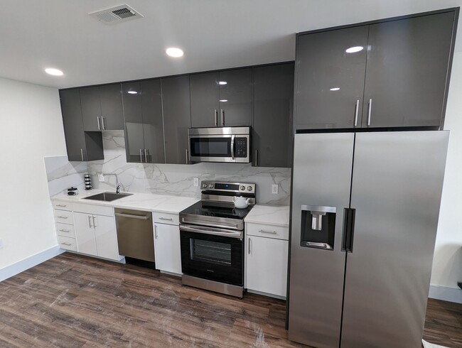 Interior Photo - OLYMPIC TOWER APARTMENTS