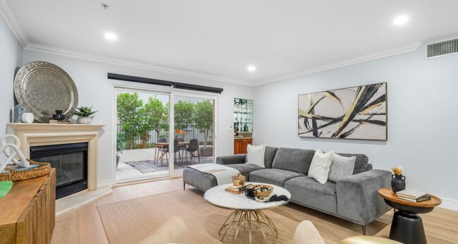 Foto del edificio - 1878 Greenfield Ave