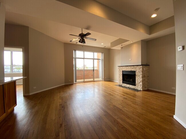 Foto del edificio - 1820 N Milwaukee Ave