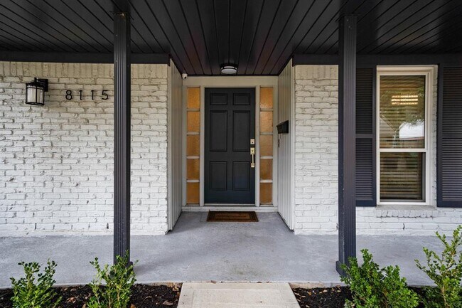 Building Photo - 8115 Langdon Ln
