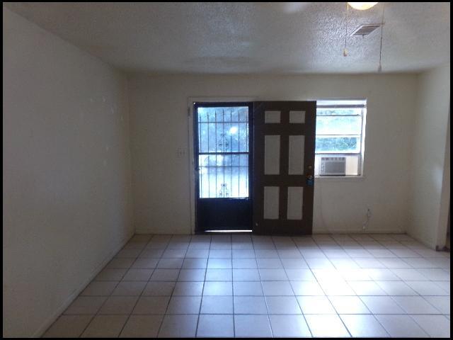 Foto del edificio - 7031 Jacksonville Cutoff Rd