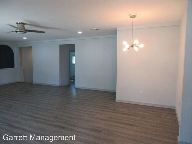 Building Photo - 4 br, 3 bath House - 203 N Spring