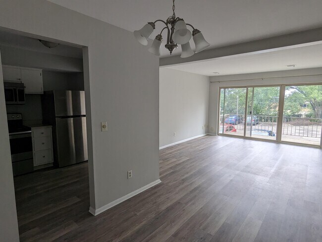 Foto del edificio - 734 W Kilgore Rd