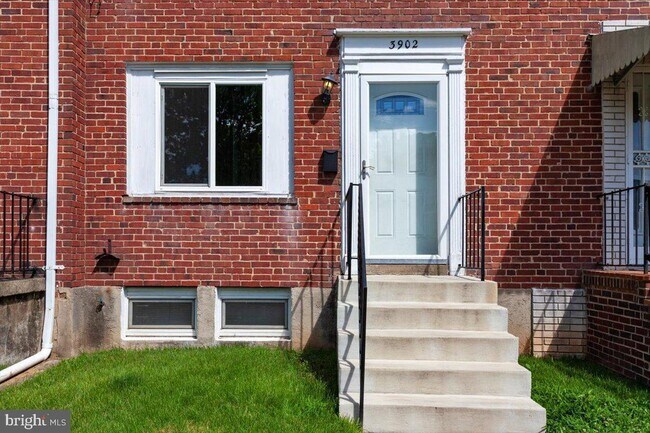 Building Photo - 3902 Elmora Ave