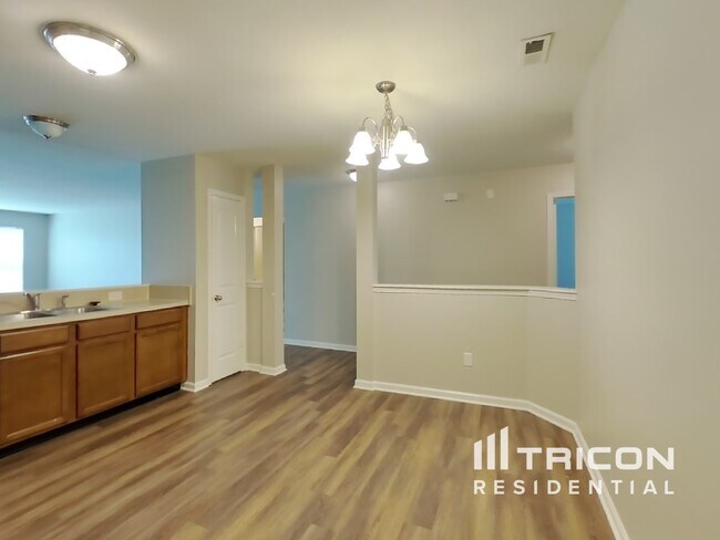 Foto del edificio - 10707 Tedder Lake Dr