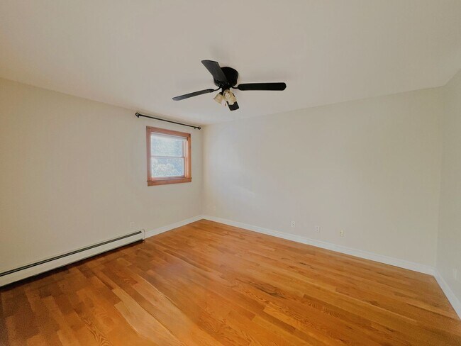 Building Photo - Charming 4-Bedroom Single-Family Home in a Peaceful, Scenic Setting