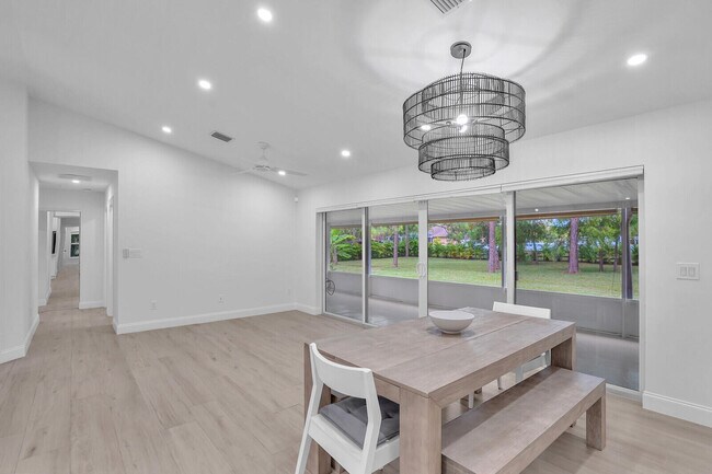Foto del edificio - 4781 129th Ave N