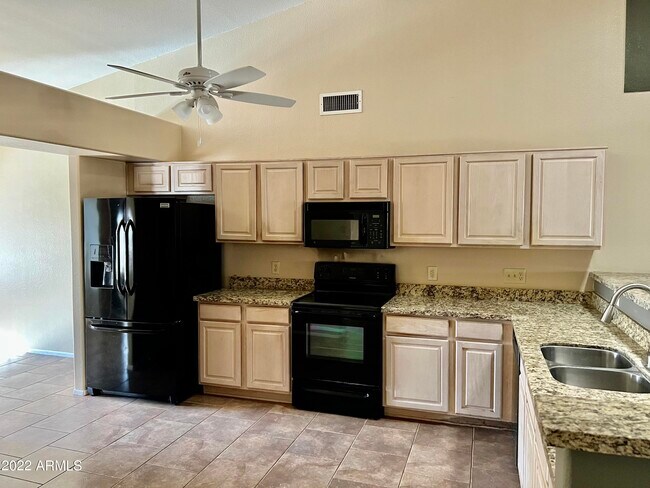 Building Photo - 4336 W Camino Vivaz